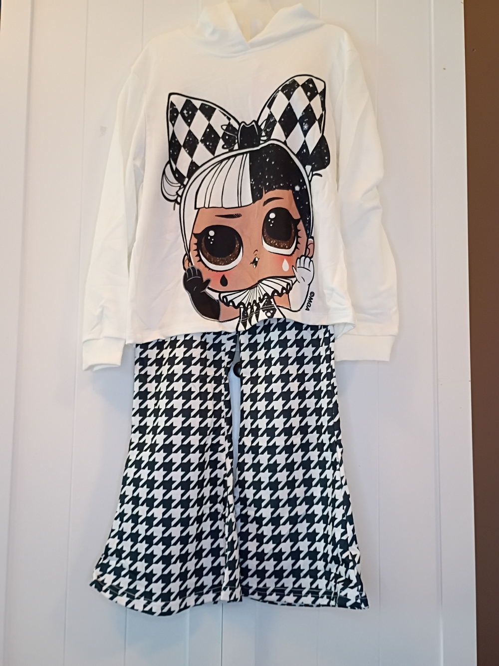PatPat White & Black Character Hooded Top with Houndstooth Pants